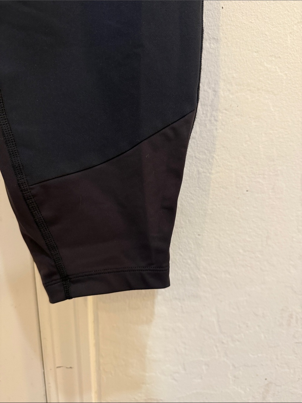 REI Women's Black Performance pants - Picture 6 of 11